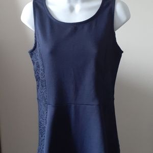 Coupe Sleeveless Navy Blue Top sz Sma